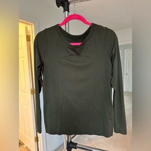 Lululemon long sleeve workout top.
